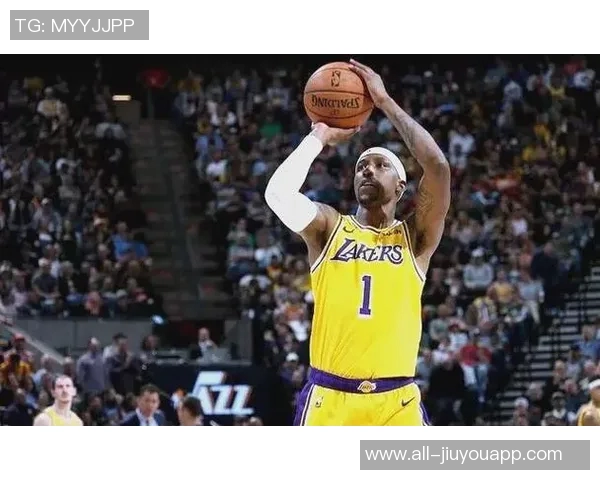 东詹独自带队表现惊艳湖人净效率数据揭示其重要性